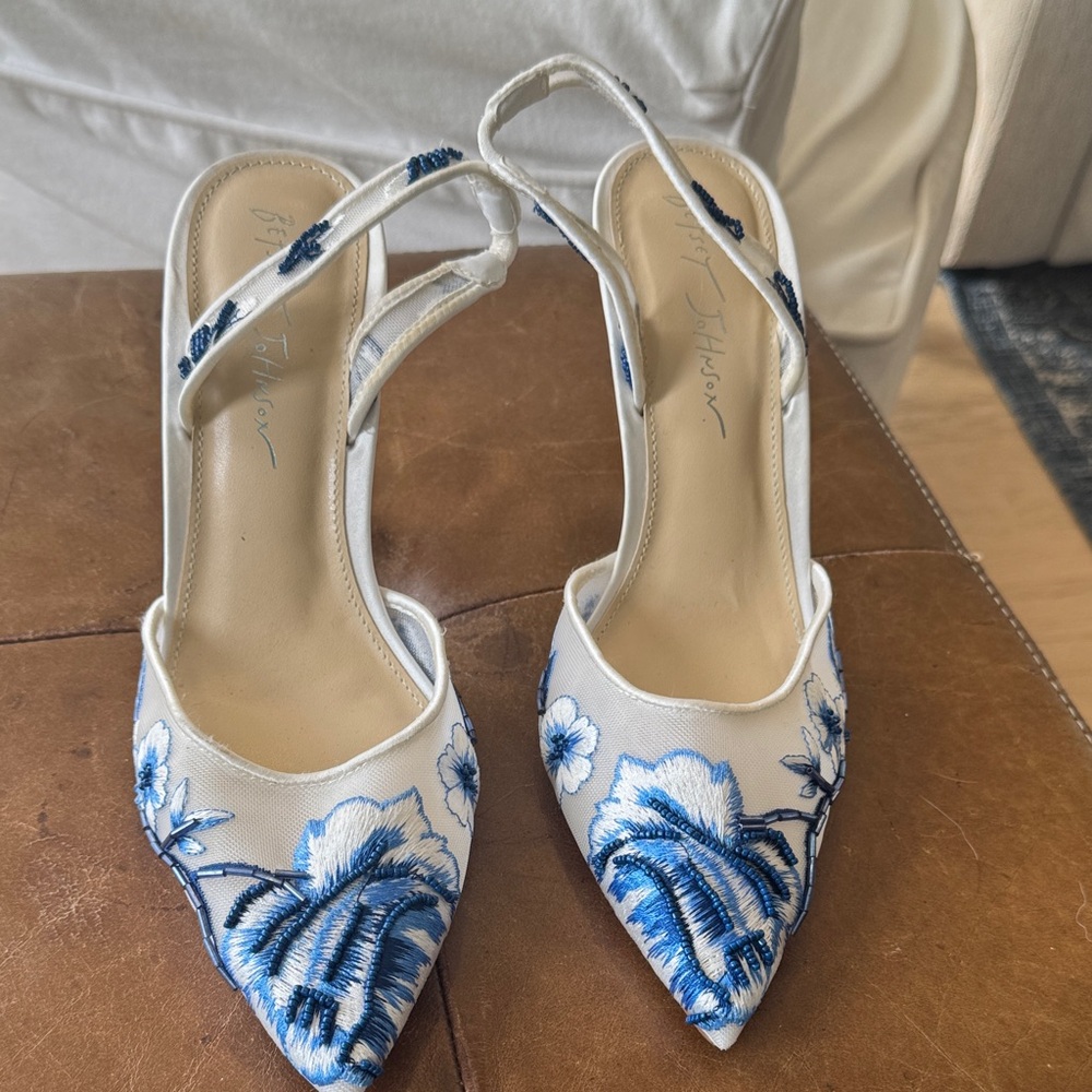 Betsey Johnson White and Blue Floral Heels
